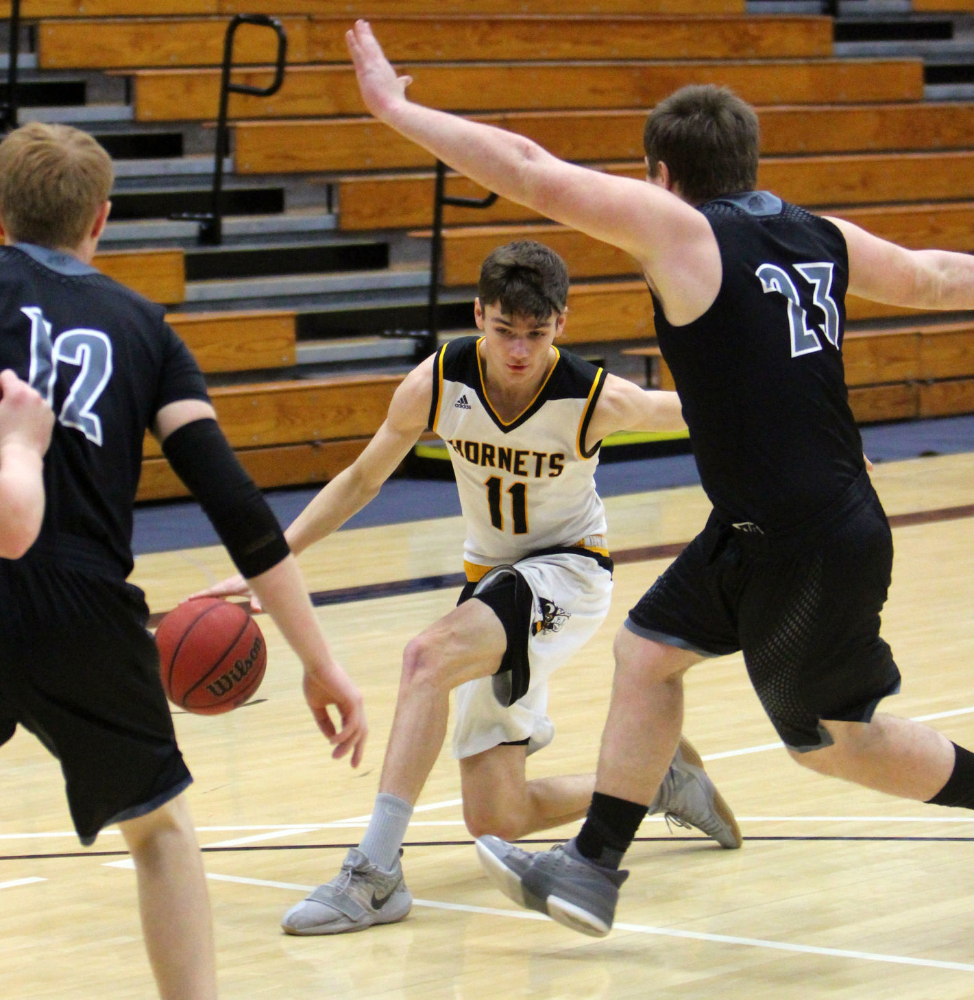 Cadott vs Elmwood/Plum City at UW-Stout 12-1-18